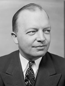 Imagem Harold Edward Stassen - By Harris & Ewing, photographer - Library of CongressCatalog: https://lccn.loc.gov/2016877429Image download: https://cdn.loc.gov/service/pnp/hec/28400/28483v.jpgOriginal url: https://www.loc.gov/pictures/item/2016877429/, Public Domain, https://commons.wikimedia.org/w/index.php?curid=101272990